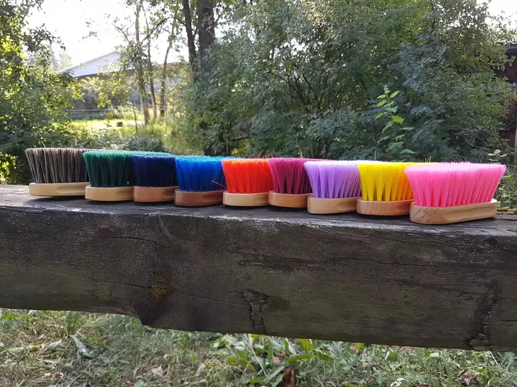 Globus pehmeä harja 16cmx6cm - Harjat ja kaviokoukut - glo700050 - 1