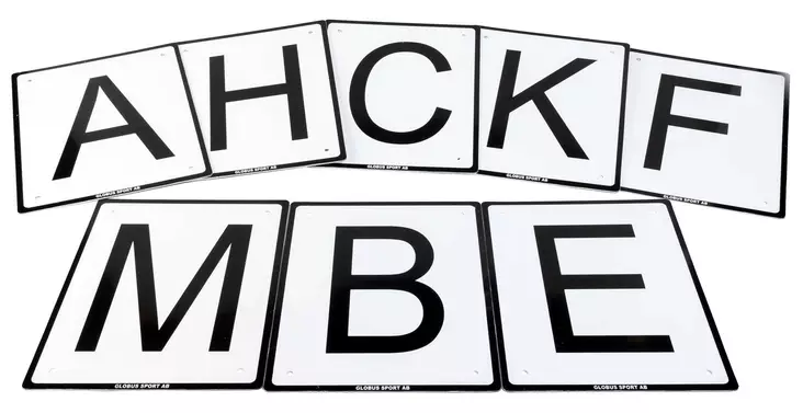 Dressyr Bokstäver plast AFBMCHEK - Koner & skyltar - glo620030 - 1